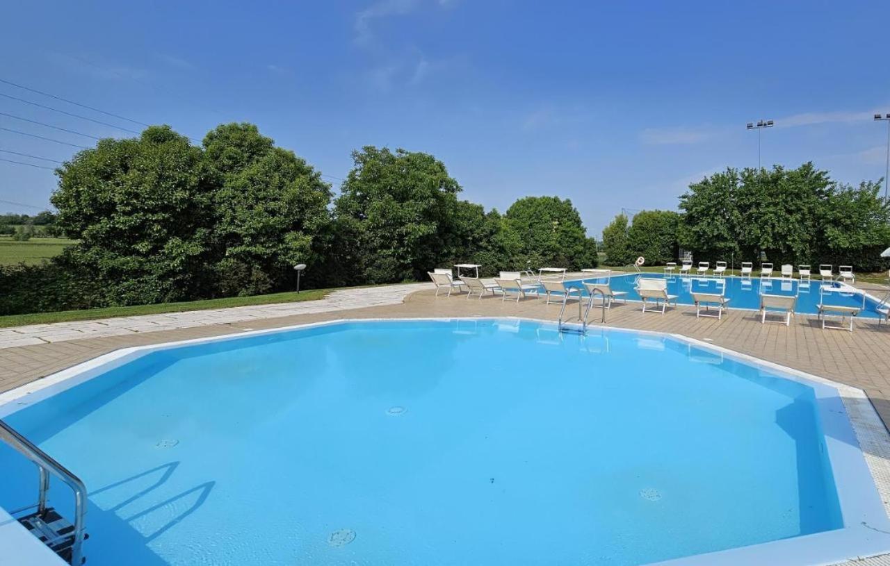 Wendy Apartment- Twobedroom & Pool & Parkprivatefree & Sports Desenzano del Garda Exteriör bild